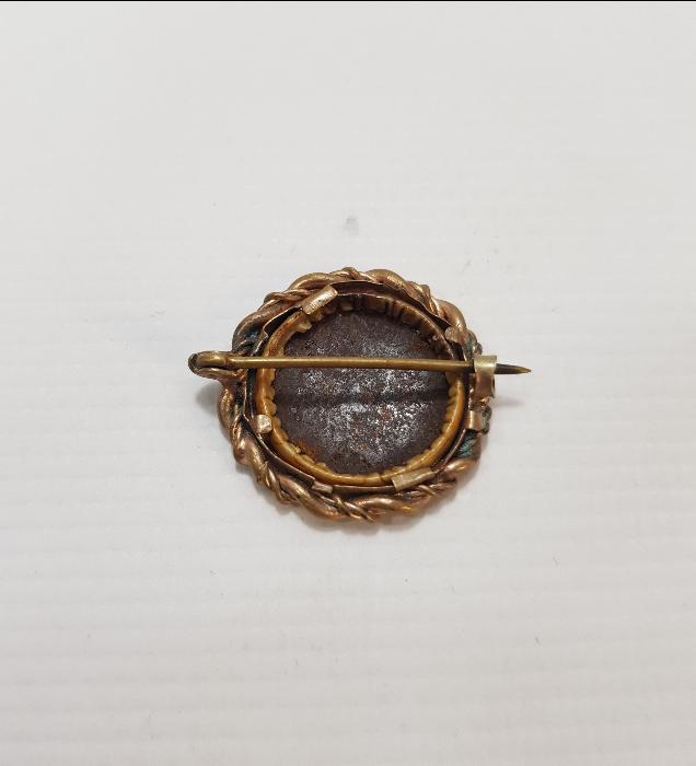 1900 BAŞLARI FRANSIZ RESİMLİK BROŞ