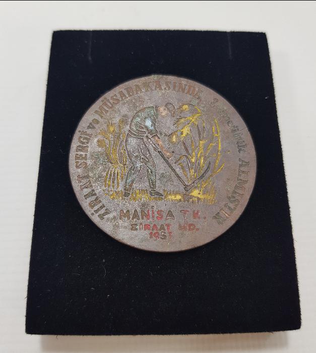 1953 MANİSA ZİRAAT MÜDÜRLÜĞÜ ZİRAAT MÜSABAKASI ÜÇÜNCÜLÜK MADALYASI 
