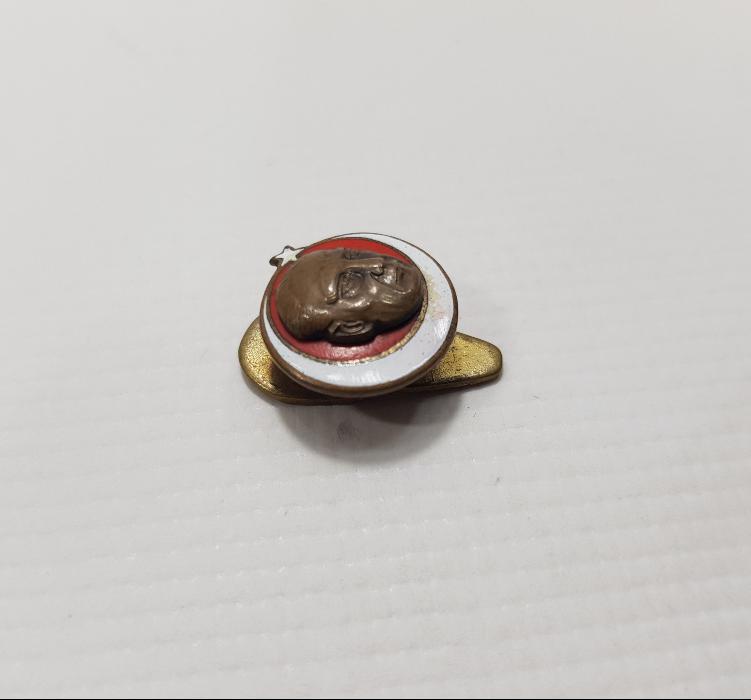 BAYRAK VE ATATÜRK TEMALI MİNELİ NADİR ROZET