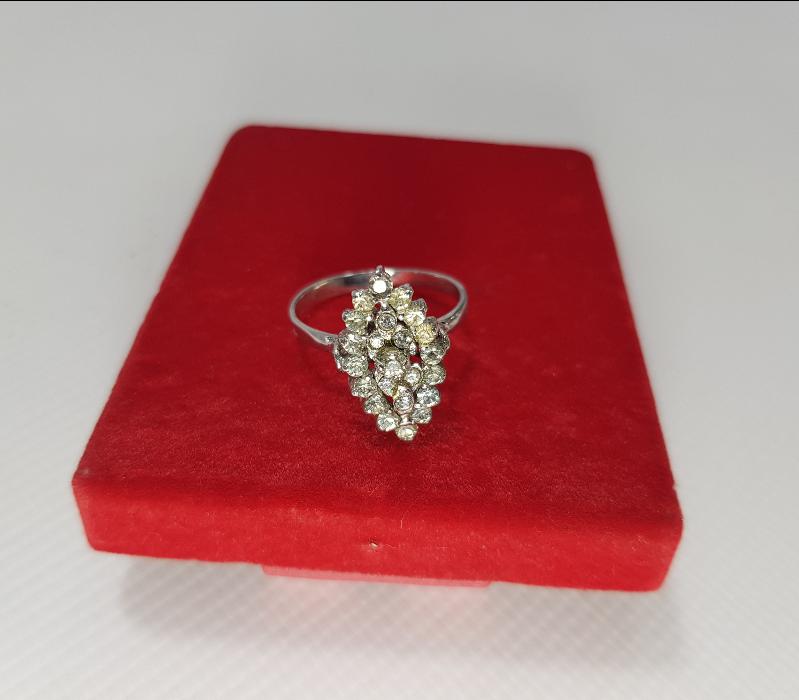 1970'LERDEN MEKİK FORMLU PIRLANTA YÜZÜK 