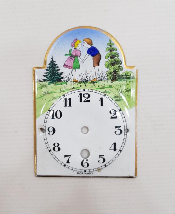 ÇİL KONDÜSYONDA EMAYE SAAT KADRANI