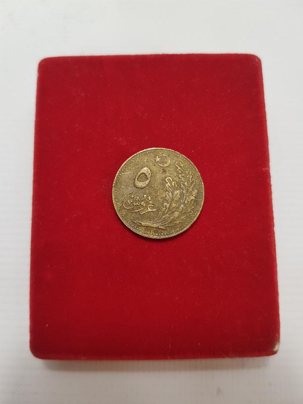 CUMHURİYET TARİHİNİN İLK 5 KURUŞU 