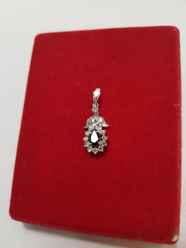 SAFİR TAŞLI PIRLANTA KOLYE UCU