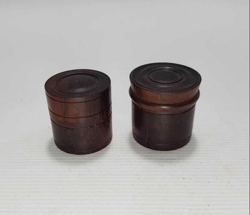 İKİ ADET MİNİ AHŞAP KUTU 