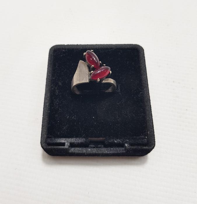 LAL TAŞLI GÜMÜŞ YÜZÜK 