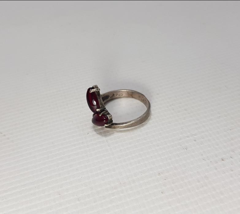 LAL TAŞLI GÜMÜŞ YÜZÜK 