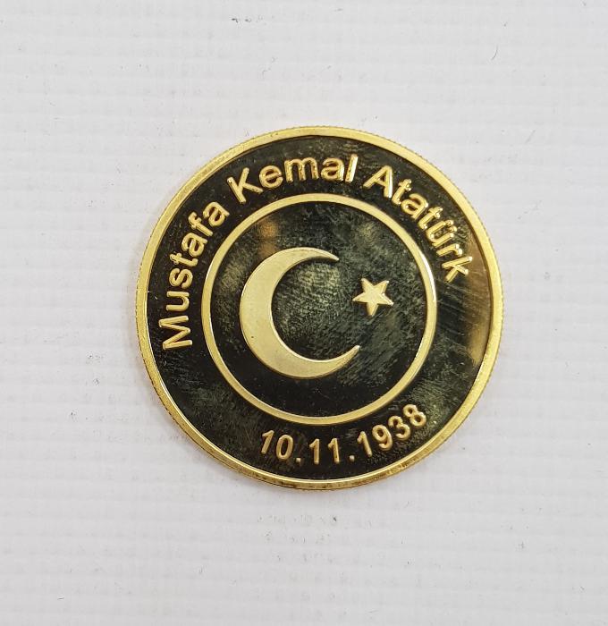 MUSTAFA KEMAL ATATÜRK VE 10 KASIM TEMALI ALTIN KAPLAMA MADALYON