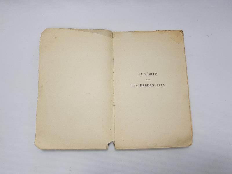 1929 TARİHLİ FRANSIZCA ÇANAKKALE SAVAŞI KİTABI