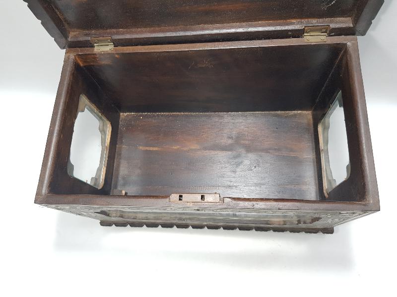 İSTANBUL İŞİ SEDEF KAKMA TEŞHİR SANDIĞI