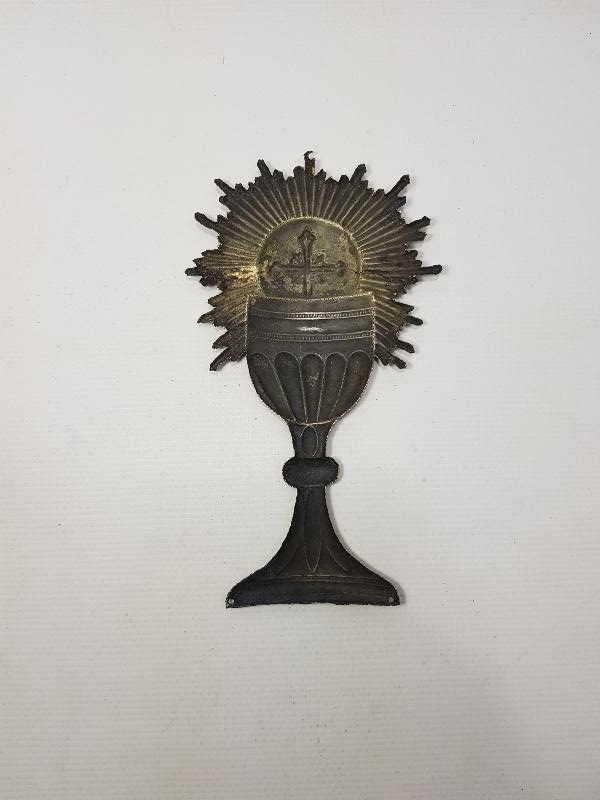 OSMANLI DÖNEMİ RUM İŞİ GÜMÜŞ KUTSAL SUNAK VAZOSU RÖLYEFİ