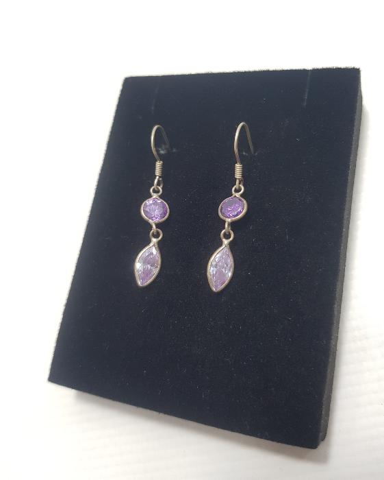 AMETİST TAŞLI GÜMÜŞ KÜPE