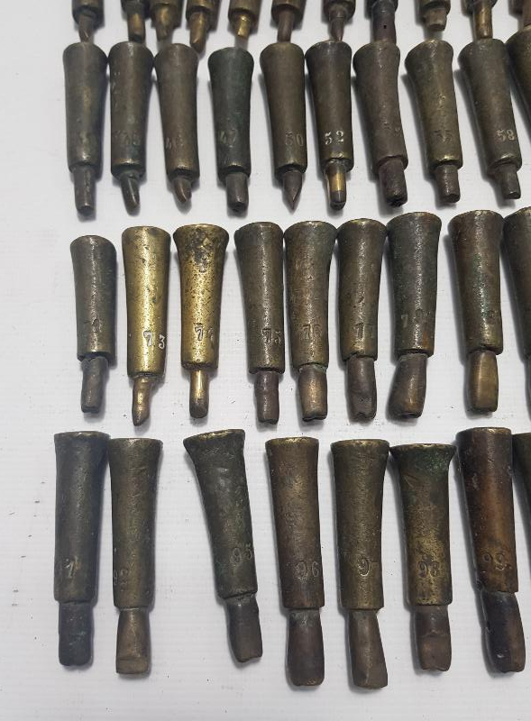 ANTİKA DİŞ KALIPLARI LOTU 