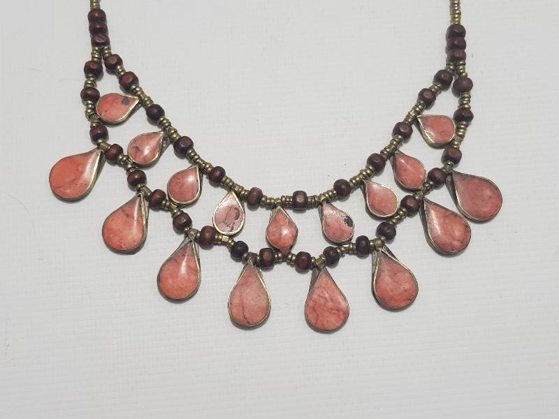 DOĞAL TAŞLARLA SÜSLÜ ESKİ TÜRKMEN GERDANLIK 