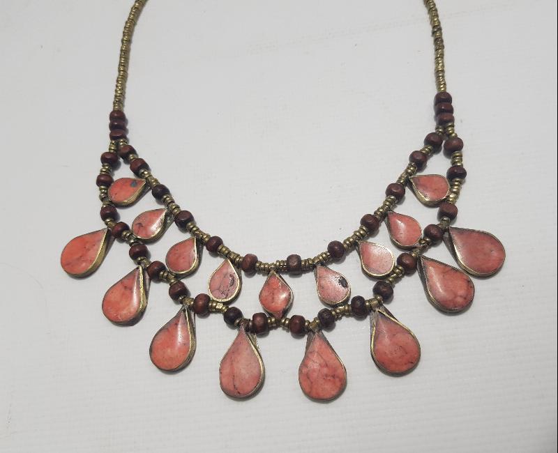 DOĞAL TAŞLARLA SÜSLÜ ESKİ TÜRKMEN GERDANLIK 