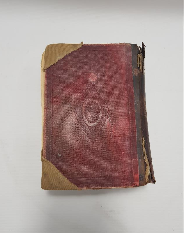 ESARET YADİGARI FRANSIZCA OSMANLICA SÖZLÜK - KAMUSU FRANSEVİ & DICTIONNAIRE FRANÇAIS - TURC 