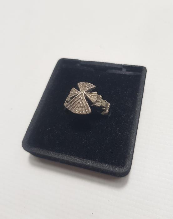 HAÇ GÖRSELLİ GÜMÜŞ BAYAN YÜZÜK