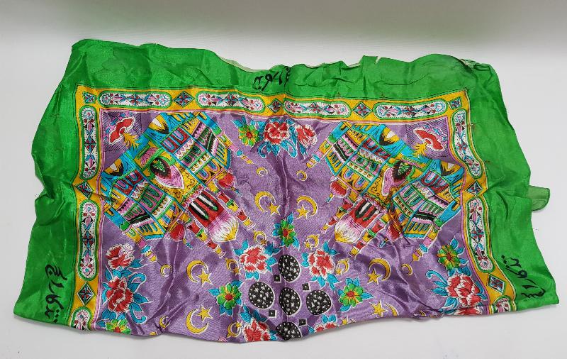 HAC YADİGARI BAŞ ÖRTÜSÜ