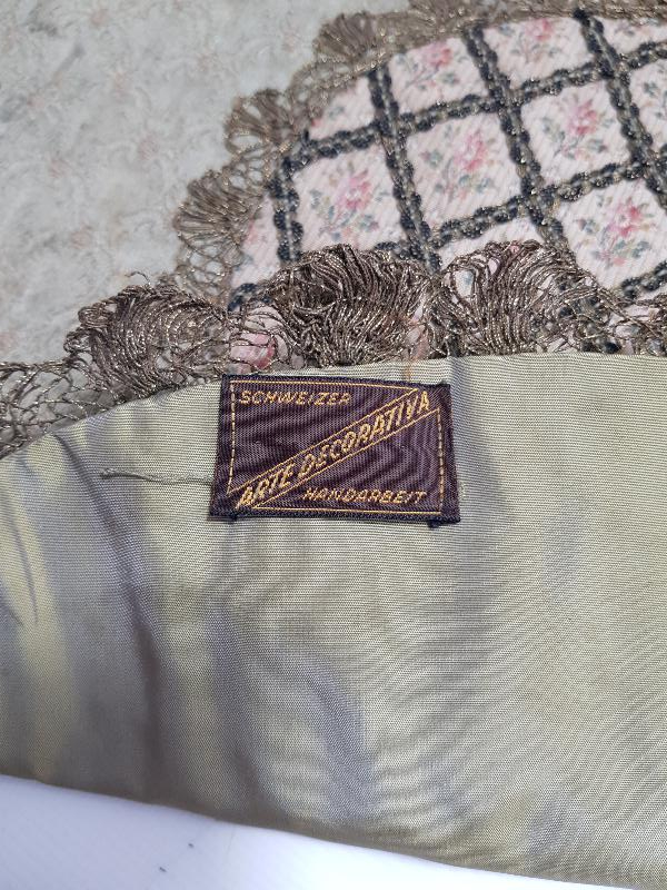 OSMANLI DÖNEMİ LEVANTEN İŞİ GOBLEN SEHPA ÖRTÜSÜ