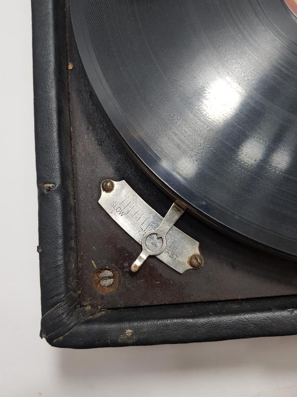 OSMANLICA SAHİBİNİN SESİ YAZILI GRAMOFON