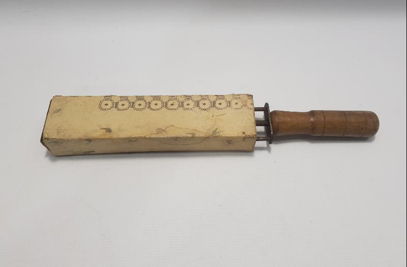 POTOK SARAÇ EVİ BERBER USTURA BİLEYİSİ