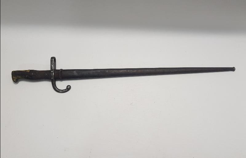 SIRTI FRANSIZCA YAZILI 1880 TARİHLİ ST. ETIENNE SÜNGÜ