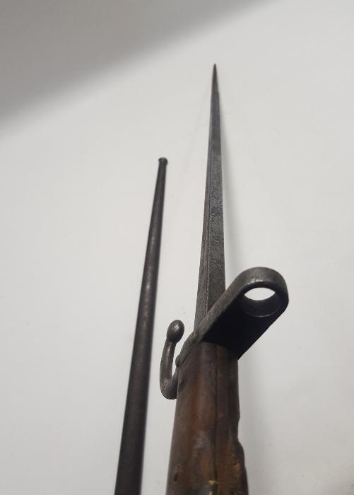 SIRTI FRANSIZCA YAZILI 1880 TARİHLİ ST. ETIENNE SÜNGÜ