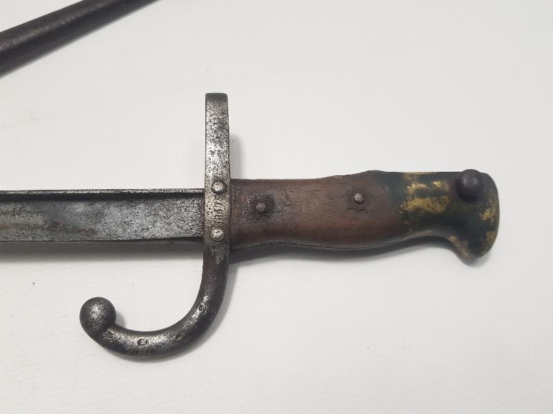 SIRTI FRANSIZCA YAZILI 1880 TARİHLİ ST. ETIENNE SÜNGÜ