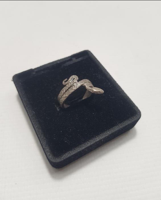 YILAN TEMALI GÜMÜŞ BAYAN YÜZÜK 