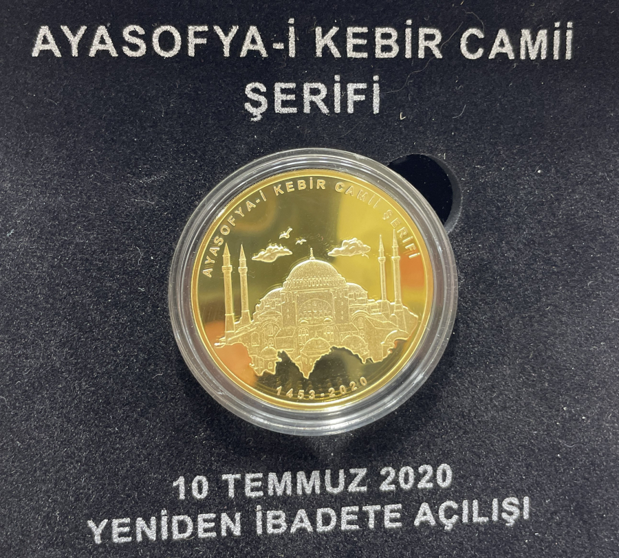 ORJİNAL KUTUSUNDA GÜMÜŞ AYASOFYA CAMİİ'NİN İBADETE AÇILIŞ HATIRASI