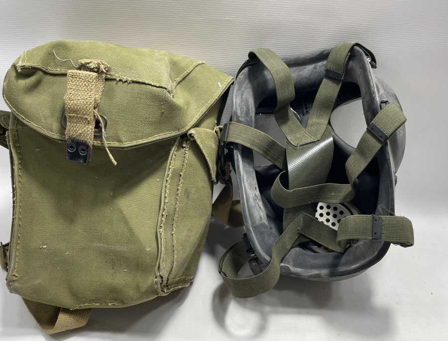 2. DÜNYA SAVAŞI DÖNEMİ ORJİNAL ÇANTASINDA GAZ MASKESİ