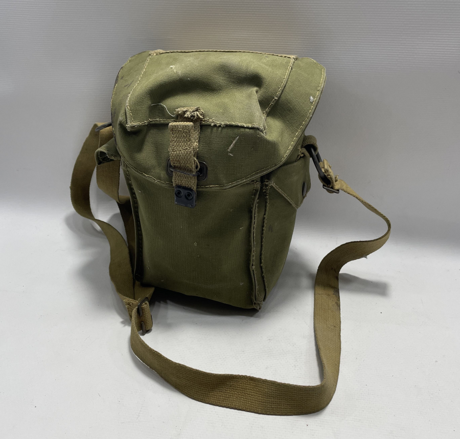 2. DÜNYA SAVAŞI DÖNEMİ ORJİNAL ÇANTASINDA GAZ MASKESİ