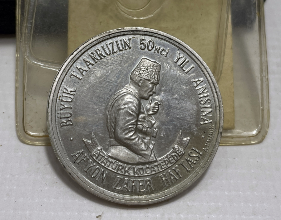 BÜYÜK TAARRUZUN 50 YILI ANISINA BASTIRILMIŞ HATIRA GÜMÜŞ PARA