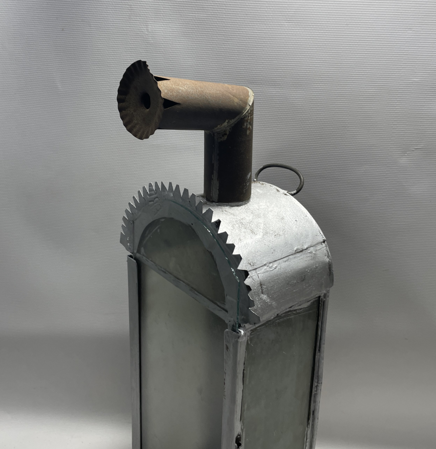 CUMHURİYET BAŞLARI NADİR FORMDA EL YAPIMI SOKAK LAMBASI