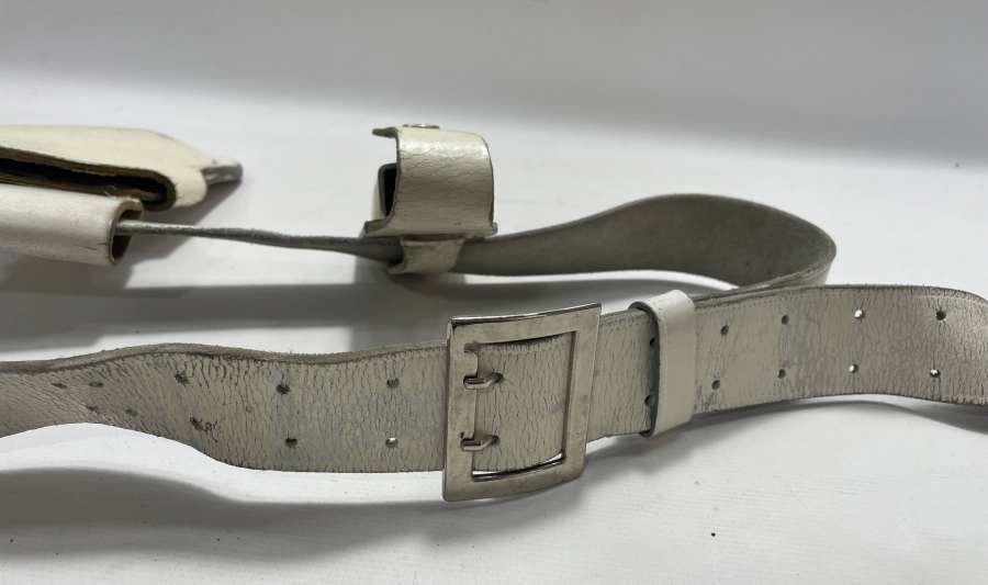 DERİDEN MAMUL POLİS TÖREN KEMERİ TAKIMI