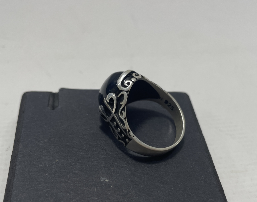 İKİ YANINDA MÜSENNA VAV BULUNAN GÜMÜŞ YÜZÜK