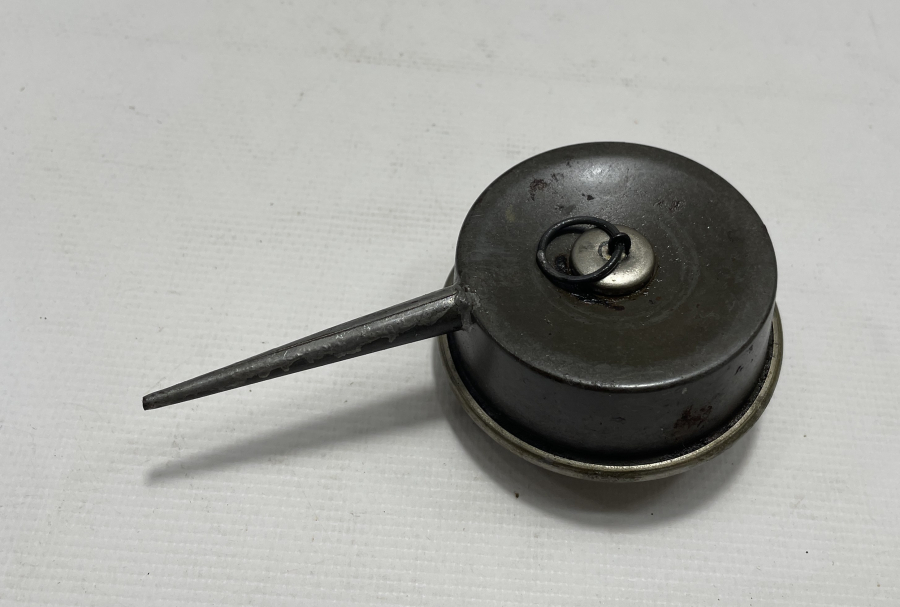 NADİR FORMDA ANTİKA YAĞDANLIK