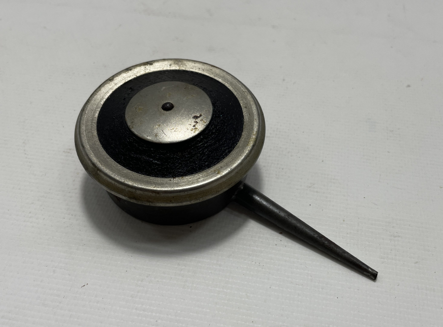 NADİR FORMDA ANTİKA YAĞDANLIK