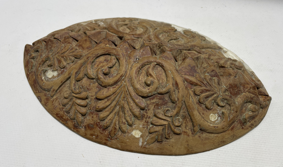 OSMANLI DÖNEMİ ÇOK NADİR EL OYMA AHŞAP TAVAN GÖBEĞİ