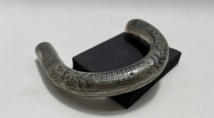 OSMANLI DÖNEMİ ÜZERİ OSMANLICA YAZILI SAVATLI GÜMÜŞ BASTON SAPI