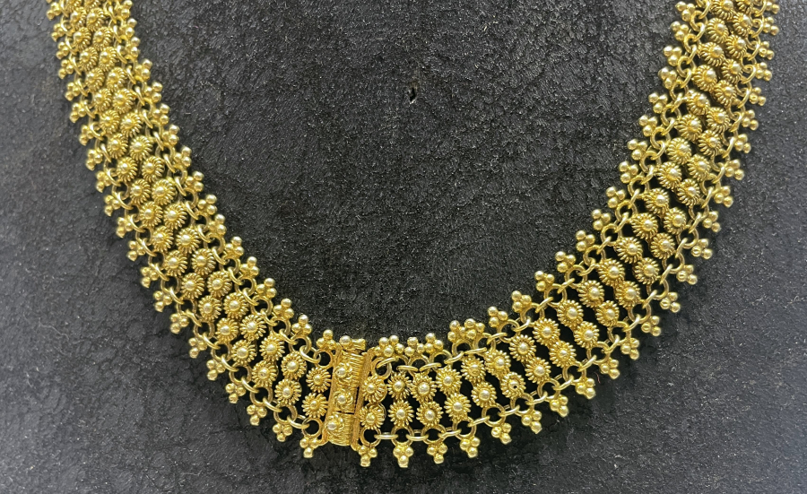 ÖZEL YAPIM EL İŞÇİLİĞİ GÜVERSE İŞÇİLİKLİ ALTIN KAPLAMA GÜMÜŞ GERDANLIK