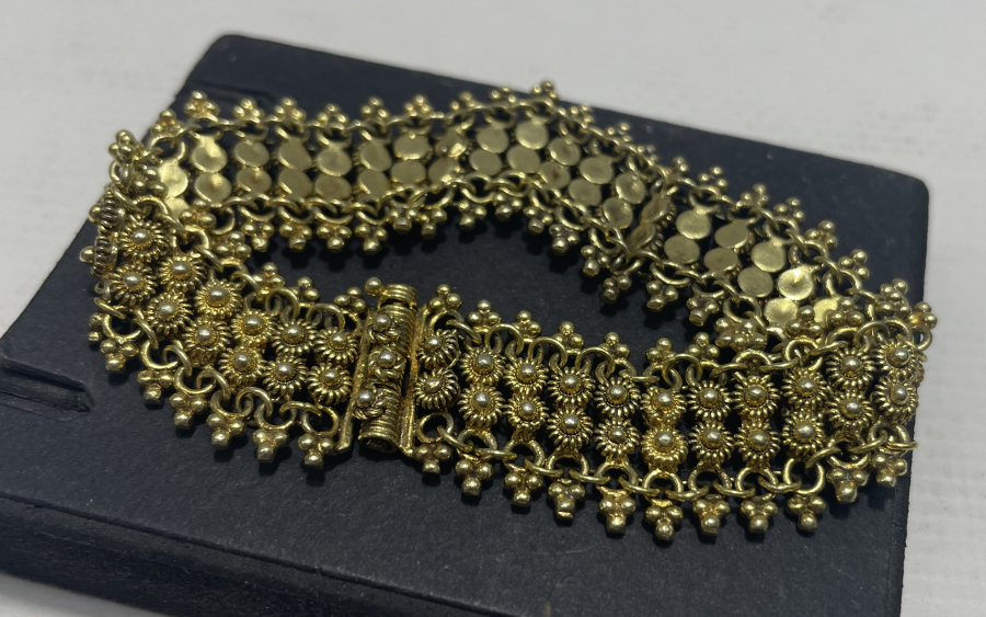 ÖZEL YAPIM GÜVERSE İŞÇİLİKLİ ALTIN KAPLAMA GÜMÜŞ BİLEKLİK