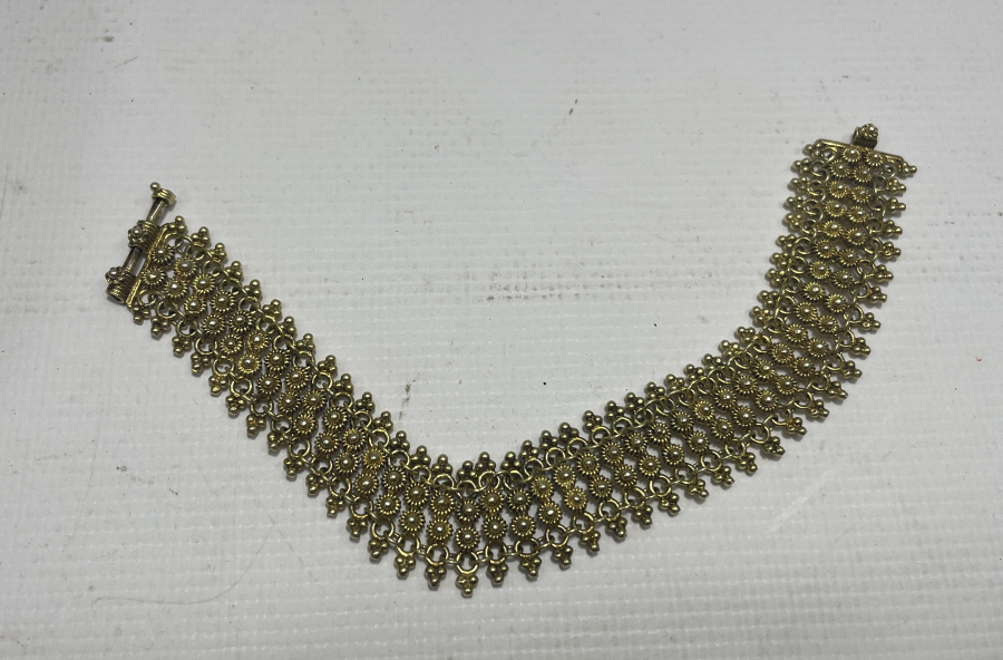 ÖZEL YAPIM GÜVERSE İŞÇİLİKLİ ALTIN KAPLAMA GÜMÜŞ BİLEKLİK