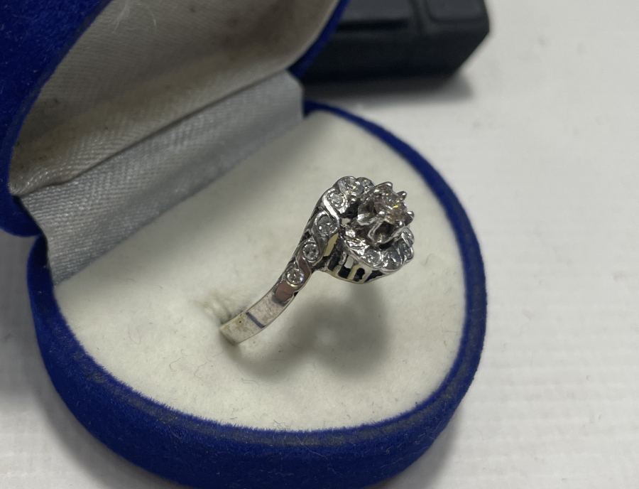 SONSUZLUK MODELİ ANTİKA PIRLANTA YÜZÜK