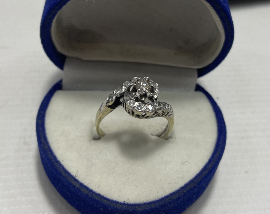 SONSUZLUK MODELİ ANTİKA PIRLANTA YÜZÜK