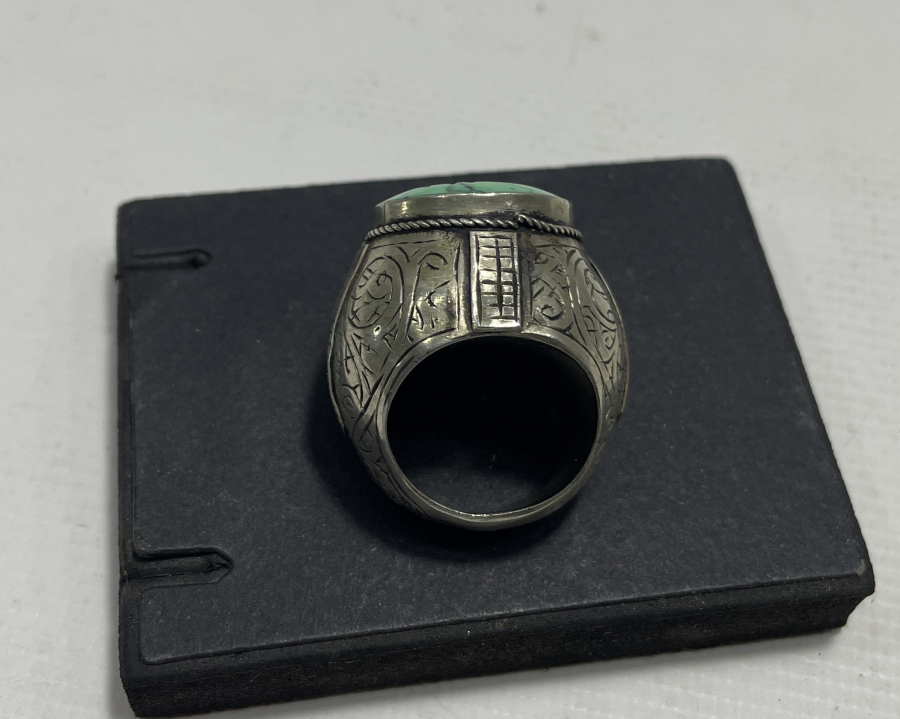 ÜZERİ DOĞAL TAŞLI VE KALEM İŞÇİLİKLİ DEV BOYDA TÜRKMEN İŞİ YÜZÜK