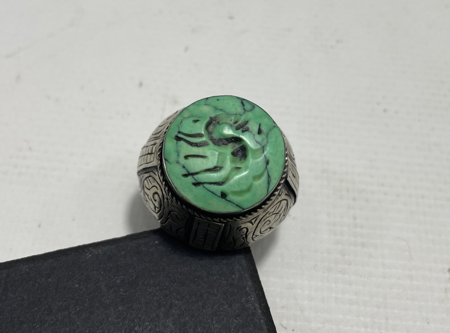 ÜZERİ DOĞAL TAŞLI VE KALEM İŞÇİLİKLİ DEV BOYDA TÜRKMEN İŞİ YÜZÜK