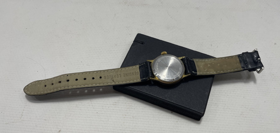 ALTIN KAPLAMA ZENTRA MARKA KURMALI ANTİKA KOL SAATİ