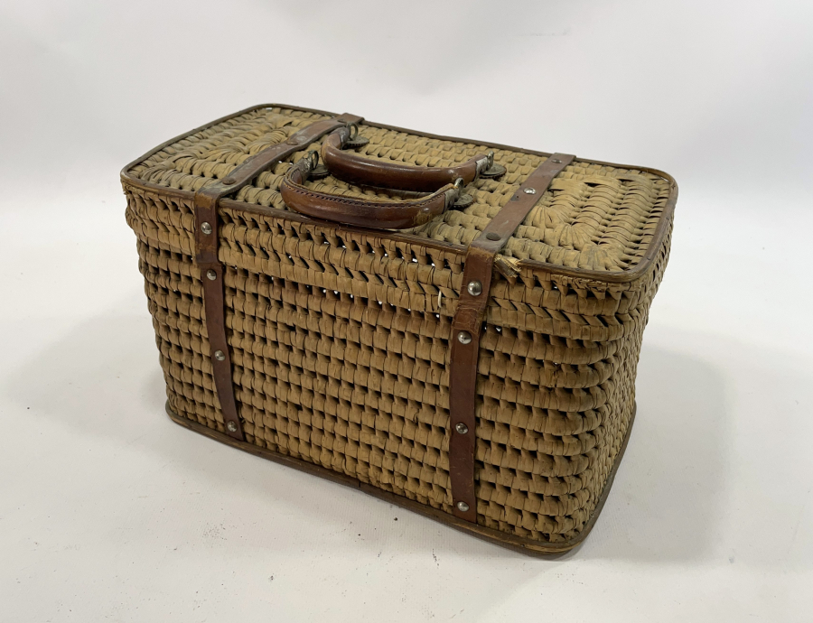 ANTİKA EL YAPIMI PİKNİK SEPETİ