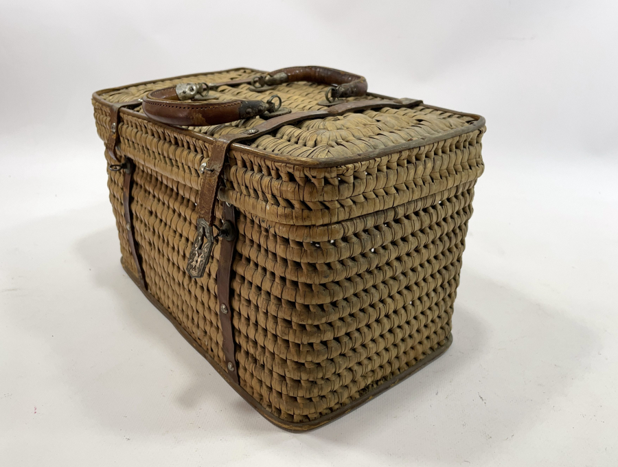 ANTİKA EL YAPIMI PİKNİK SEPETİ