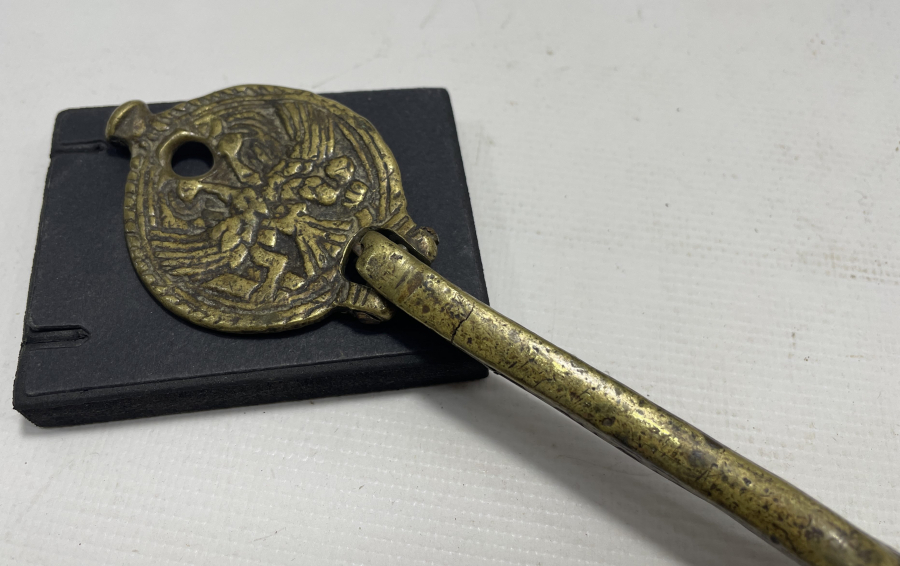 OSMANLI DÖNEMİ ÇOK NADİR ÇİFT BAŞLI KARTAL GÖRSELLİ KILIÇ MASATI